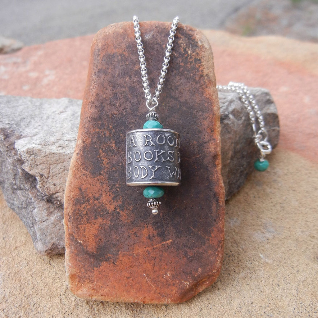 Readers' necklace with turquoise